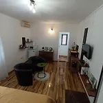 Apartment Toni